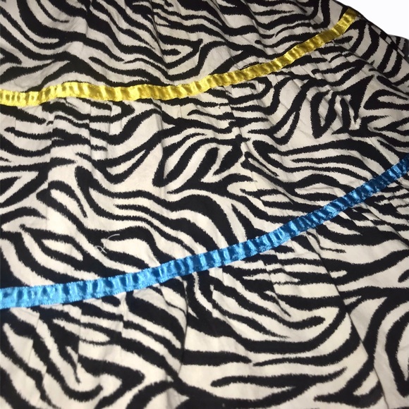 YOUNGLAND ZEBRA GIRLS DRESS SIZE 4T - Picture 5 of 9